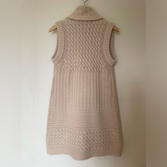 ANN TAYLOR Chunky Tan Fur Shoulder Long Oversized Sweater Vest Size XXS - Picture 12 of 12